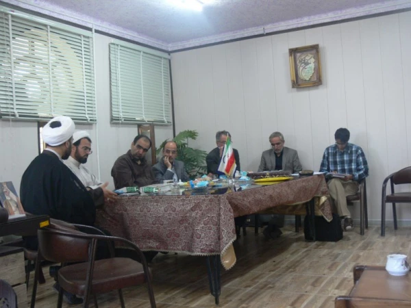 به منظور انسجام برنامه ها و راهکارهای آموزش قرآن در دانشگاه :

برگزاری اولین جلسه یکپارچه سازی فعالیت های قرآنی در پردیس های دانشگاه فرهنگیان یزد 3