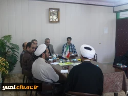 به منظور انسجام برنامه ها و راهکارهای آموزش قرآن در دانشگاه :

برگزاری اولین جلسه یکپارچه سازی فعالیت های قرآنی در پردیس های دانشگاه فرهنگیان یزد 5