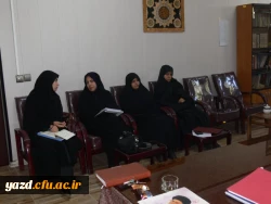 در پردیس شهیدان پاک نژاد برگزار شد :

چهارمین جلسه شورای فرهنگی و اجتماعی دانشگاه فرهنگیان یزد
 4