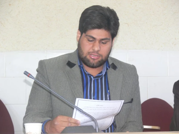 در راستای رسیدگی به امور دانشجومعلمان شاهد و ایثارگر:
نشست دانشجومعلمان شاهد وایثارگر پردیس شهیدان پاک نژاد با مسئولین بنیاد شهید و ایثارگران
 3