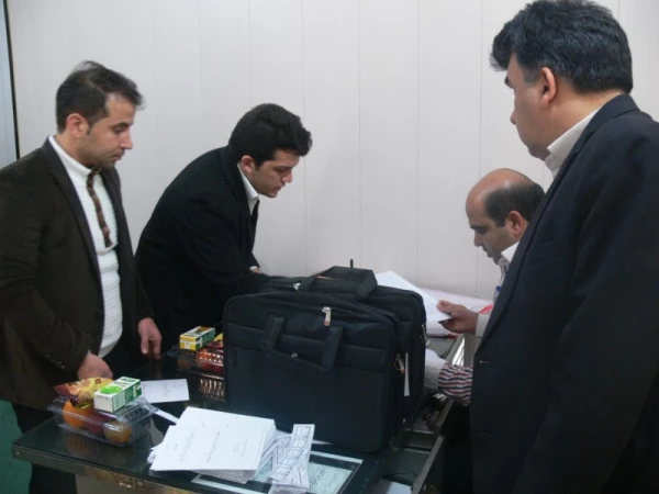 با پذیرش دانشجومعلمان و سرپرستان در پردیس شهیدان پاک نژاد یزد :

آغاز به کار دومین همایش کشوری دبیران شورای صنفی-رفاهی  دانشگاه فرهنگیان  8