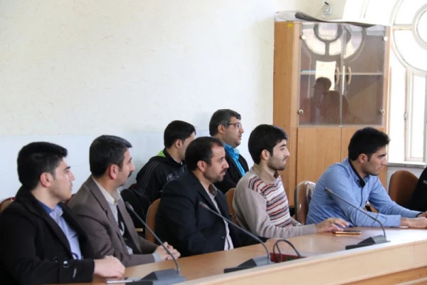 در پردیس شهیدان پاک نژاد یزد برگزار شد:

اولین جلسه هماهنگی مسؤولان سازمان مرکزی با دبیران شورای صنفی 9