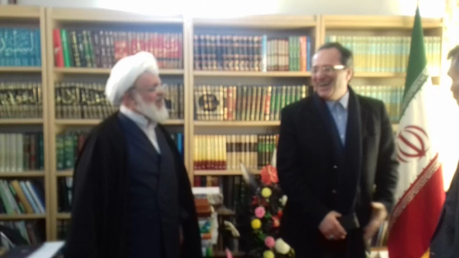 آیت الله ناصری در دیدار دکترمهرمحمدی ،سرپرست دانشگاه فرهنگیان:

دانشگاه تربیت معلم زمینه ساز ساختن جامعه فردا ایران اسلامی 
 3