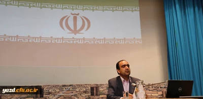 دکتر رضایی، سرپرست امور پردیس های استانی دانشگاه فرهنگیان استان یزد: 

بنده انتقاد پذیری را یک فرصت و موتور محرک مسؤولان می دانم