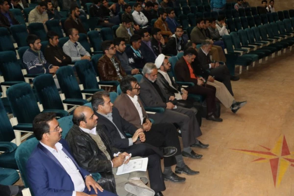 دکتر رضایی، سرپرست امور پردیس های استانی دانشگاه فرهنگیان یزد: 

بنده انتقاد پذیری را یک فرصت می دانم و آن را موتور محرک مسؤولان
 5