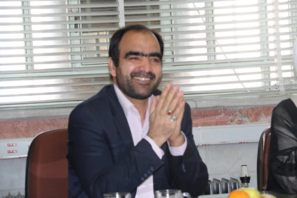 در پردیس حضرت فاطمه الزهرا(س)  برگزار شد :

هفتمین جلسه شورای فرهنگی و اجتماعی دانشگاه فرهنگیان استان یزد
 2