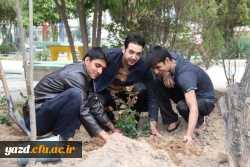 در پردیس شهیدان پاک نژاد یزد صورت گرفت:

کاشت نهال به مناسبت نکوداشت هفته منابع طبیعی و روز درخت کاری 
 19