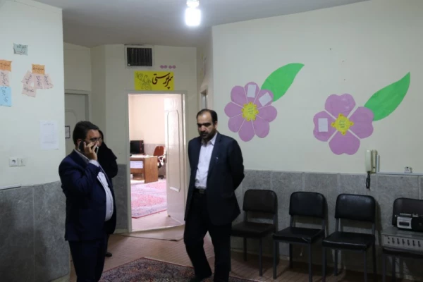 در آستانه ورود میهمانان نوروزی به یزد صورت گرفت:

بازدید مدیر استانی دانشگاه از پایگاه های اسکان نوروزی دانشگاه فرهنگیان یزد 5