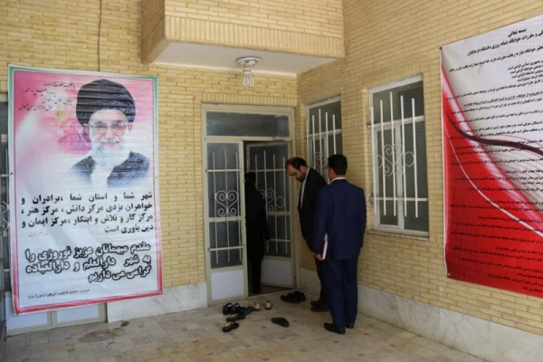 در آستانه ورود میهمانان نوروزی به یزد صورت گرفت:

بازدید مدیر استانی دانشگاه از پایگاه های اسکان نوروزی دانشگاه فرهنگیان یزد 6