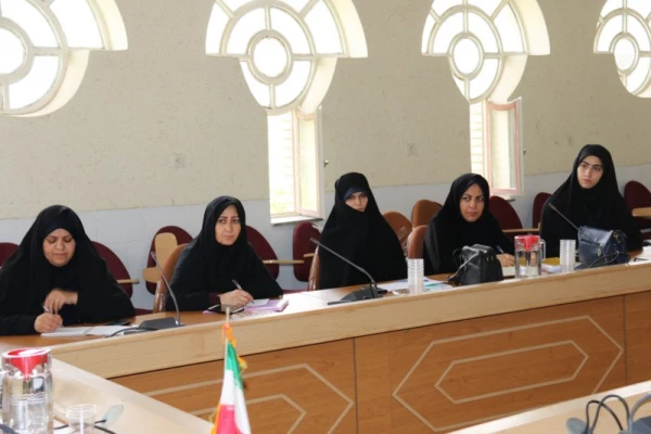 در پردیس شهیدان پاک نژاد برگزار شد:

هشتمین  جلسه شورای فرهنگی و اجتماعی دانشگاه فرهنگیان استان یزد
 7