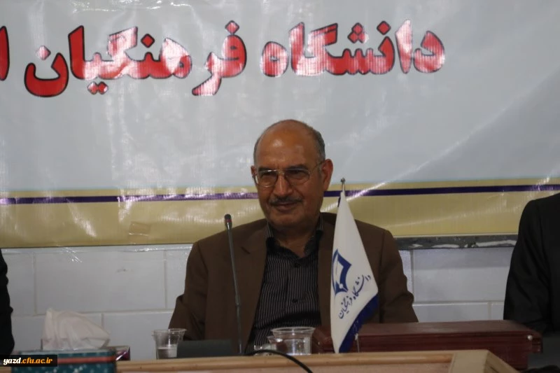 به مناسبت نکوداشت استاد غزل سعدی شیرازی برگزار شد:

شب شعر کانون گلستان ادب پارسی 30