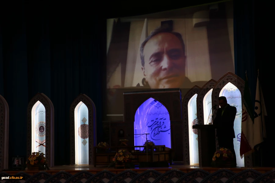 دکتر مهرمحمدی در اختتامیه جشنواره قرآن عترت:

 تربیت معلمان قرآنی، از برنامه های مهم دانشگاه فرهنگیان 2