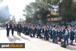 به پاس اجرای هنرمندانه در مراسم اختتامیه جشنواره قرآن و عترت: 

تقدیر و تجلیل از عوامل اجرایی و دانش آموزان گرود سرود دبستان شاهد خرم نژاد
 3