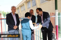 به پاس اجرای هنرمندانه در مراسم اختتامیه جشنواره قرآن و عترت: 

تقدیر و تجلیل از عوامل اجرایی و دانش آموزان گرود سرود دبستان شاهد خرم نژاد
 12