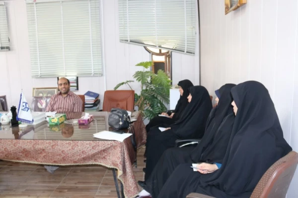 در جلسه شورای فرهنگی اجتماعی استان تصویب شد:

برگزاری جشن دانش آموختگی دانشجویان ورودی 91 در مشهدمقدس 
 4