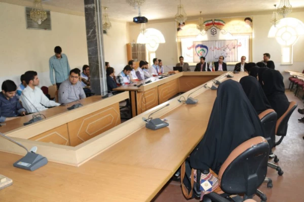 جلسه تودیع ومعارفه دبیران کانون های دانشجویی هلال احمر پردیس های استانی 3