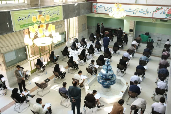 در پردیس شهیدان پاک نژاد یزد برگزار شد:

برگزاری آزمون صلاحیت حرفه ای معلمی مهارت آموزان ماده 28  6