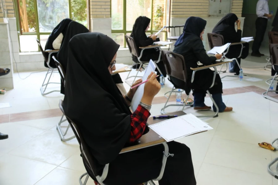 در پردیس شهیدان پاک نژاد یزد برگزار شد:

برگزاری آزمون صلاحیت حرفه ای معلمی مهارت آموزان ماده 28  9