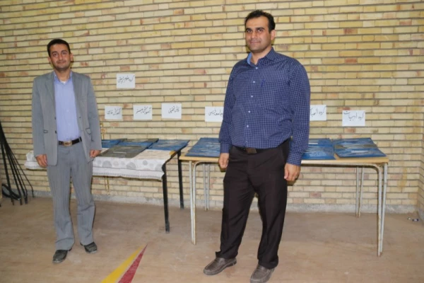 به میزبانی پردیس شهیدان پاک نژاد برگزار شد:

برگزاری اولین جلسه گروه های آموزشی با حضور اساتید پردیس استانی دانشگاه فرهنگیان یزد در سال تحصیلی جدید 
 13