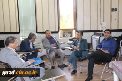 به میزبانی پردیس شهیدان پاک نژاد برگزار شد:

برگزاری اولین جلسه گروه های آموزشی با حضور اساتید پردیس استانی دانشگاه فرهنگیان یزد در سال تحصیلی جدید 
 14