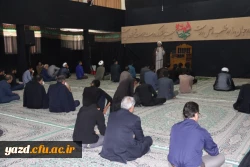 مدیرعامل بنیاد فرهنگی حضرت مهدی (عج) در جمع نمازگزاران پردیس پاک نژاد :

شناخت درست حرکت مهدویت، لازمه اش شناخت درست وظیفه در هر زمان و عمل به آن است.
 4