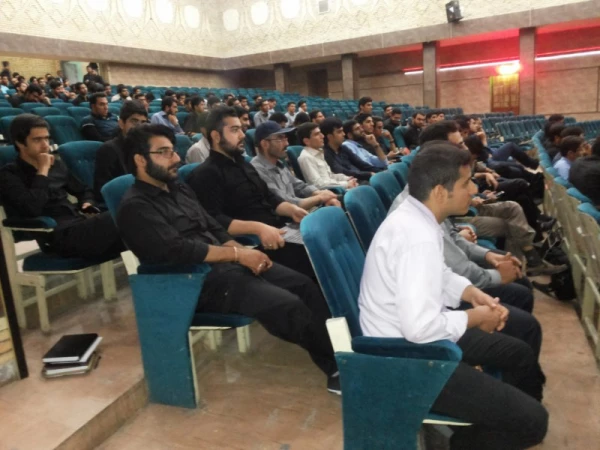 با حضور معاون آموزش متوسطه اداره کل آموزش و پرورش یزد برگزار شد:

کارگاه آموزشی تبیین سند تحول بنیادین آموزش و پرورش
 4