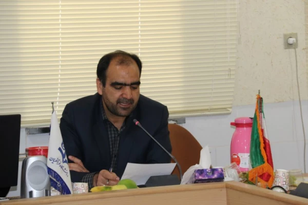 به میزبانی پردیس شهیدان پاک نژاد یزد برگزار شد:

جلسه شورای روسای پردیس ها و مراکز آموزش عالی منطقه 7 کشوری دانشگاه فرهنگیان
 3