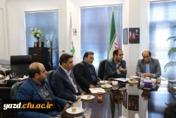 در راستای اجرایی کردن تفاهم نامه بین دانشگاه فرهنگیان و کانون پرورش فکری :
نشست مسئولان دانشگاه فرهنگیان استان یزد با کانون پرورش فکری کودکان و نوجوانان 
 6