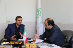 در نشست مشترک مسئولان دانشگاه با ریاست سازمان دانش آموزی یزد تاکید گردید:

افزایش تعاملات در زمینه فعالیت های فرهنگی و اجتماعی 
 2