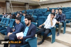 در آستانه روز دانشجو :

گزارش تصویری از حضور حجت الاسلام والمسلمین محمدعلی آهنگران( نویسنده، پژوهشگر و فعال سیاسی) در دانشگاه فرهنگیان یزد 6