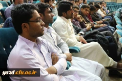 در آستانه روز دانشجو :

گزارش تصویری از حضور حجت الاسلام والمسلمین محمدعلی آهنگران( نویسنده، پژوهشگر و فعال سیاسی) در دانشگاه فرهنگیان یزد 10