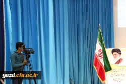 در آستانه روز دانشجو :

گزارش تصویری از حضور حجت الاسلام والمسلمین محمدعلی آهنگران( نویسنده، پژوهشگر و فعال سیاسی) در دانشگاه فرهنگیان یزد 7