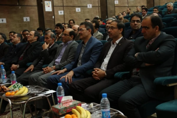 نخستین جشنواره کشوری نوآوری های علمی و پژوهشی دانشجومعلمان در یزد برگزار می شود 6