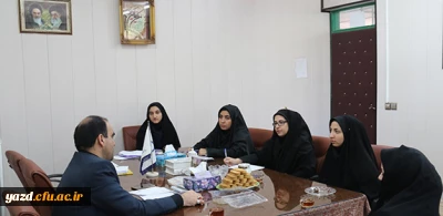 نشست صمیمی اعضای شورای صنفی پردیس خواهران با مدیریت استان