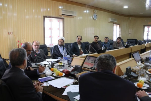 استاندار یزد در نخستین جلسه هیات امنای دانشگاه فرهنگیان یزد :

آیندۀ فرزندان ایران در گروی آگاه سازی و فرهنگ سازی دانشگاه فرهنگیان است 4