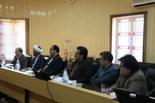 استاندار یزد در نخستین جلسه هیات امنای دانشگاه فرهنگیان یزد :

آیندۀ فرزندان ایران در گروی آگاه سازی و فرهنگ سازی دانشگاه فرهنگیان است 5