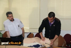 با حضور کارکنان و اساتید پردیس های استانی دانشگاه برگزار شد:

دوره بالندگی «کمک های اولیه، امداد و نجات» 16