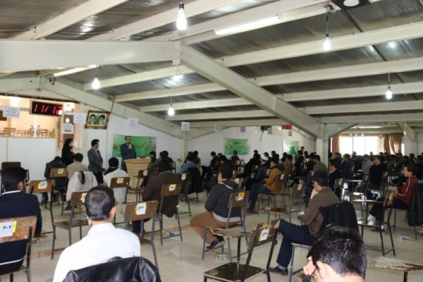 در پردیس شهیدان پاک نژاد یزد برگزار شد:

 مراسم بزرگداشت روز 12 بهمن با افراشتن پرچم مقدس جمهوری اسلامی ایران 11