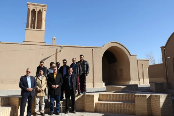 با هدف شناخت و آشنایی با جاذبه های تاریخی، فرهنگی، گردشگری استان :

بازدید کارکنان دانشگاه فرهنگیان یزد از اماکن گردشگری و تاریخی استان یزد 6