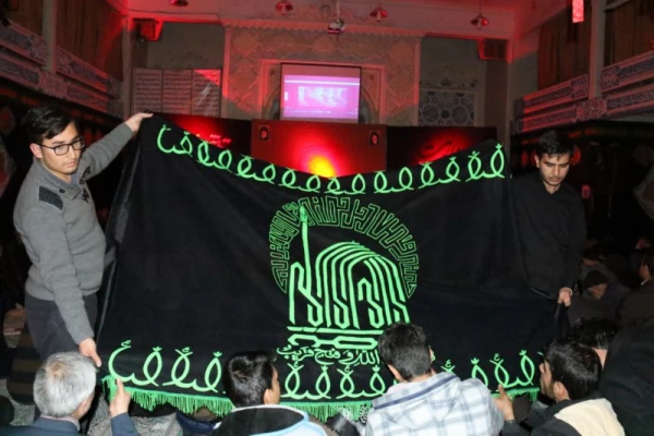 یادگار دوران دفاع مقدس در دومین یادواره 70 شهید دانشجوی دانشگاه فرهنگیان یزد:

لبیک به ندای رهبر سفارش مشترک همه شهدا است 5