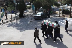 در ایام شهادت حضرت زهرا(س) :

عطر شهادت در فضای دانشگاه فرهنگیان یزد پیچید.
 8