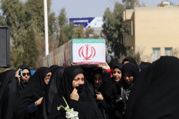 در ایام شهادت حضرت زهرا(س) :

عطر شهادت در فضای دانشگاه فرهنگیان یزد پیچید.
 17