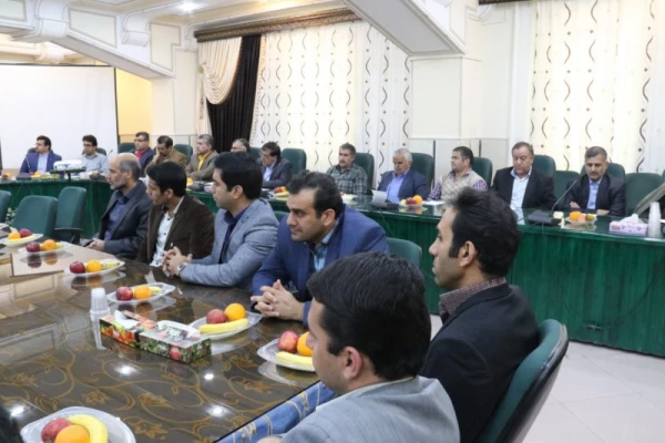 نشست صمیمانه تقدیر از زحمات یک ساله همکاران پردیس های استانی در سال 95  9