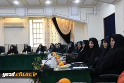 نشست صمیمانه تقدیر از زحمات یک ساله همکاران پردیس های استانی در سال 95  13