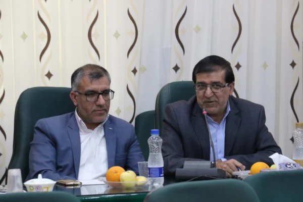 نشست صمیمانه تقدیر از زحمات یک ساله همکاران پردیس های استانی در سال 95  17