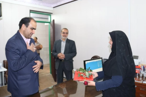 گرامیداشت روز پدر 28