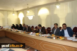 با هدف تببین ساختار شورایی دانشگاه فرهنگیان و اجرایی کردن این ساختار در استان:

اولین جلسه شورای مدیریت امور پردیس های استانی دانشگاه فرهنگیان یزد برگزار شد.
 5