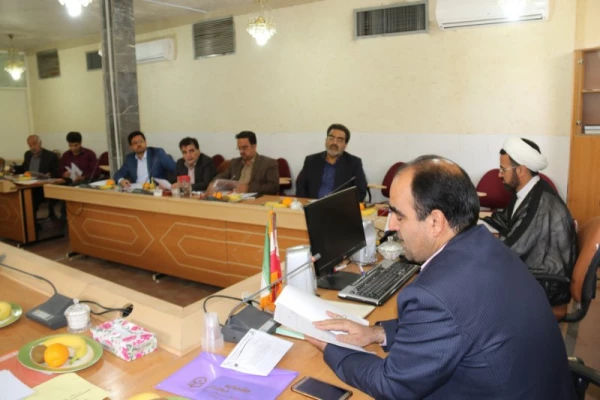 با هدف تببین ساختار شورایی دانشگاه فرهنگیان و اجرایی کردن این ساختار در استان:

اولین جلسه شورای مدیریت امور پردیس های استانی دانشگاه فرهنگیان یزد برگزار شد.
 6