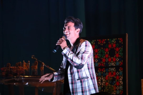 در راستای توافق نامه ی فی مابین دانشگاه فرهنگیان یزد و دانشگاه علوم پزشکی شهید صدوقی:

همایش بزرگ رمز و راز یک ازدواج موفق برگزار شد
 18