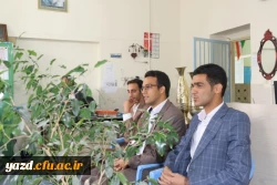 به مناسبت هفته بزرگداشت مقام شامخ معلم :

دیدار صمیمانه مسئولان دانشگاه فرهنگیان یزد با دانش آموختگان دانشگاه در مدارس استان
 24